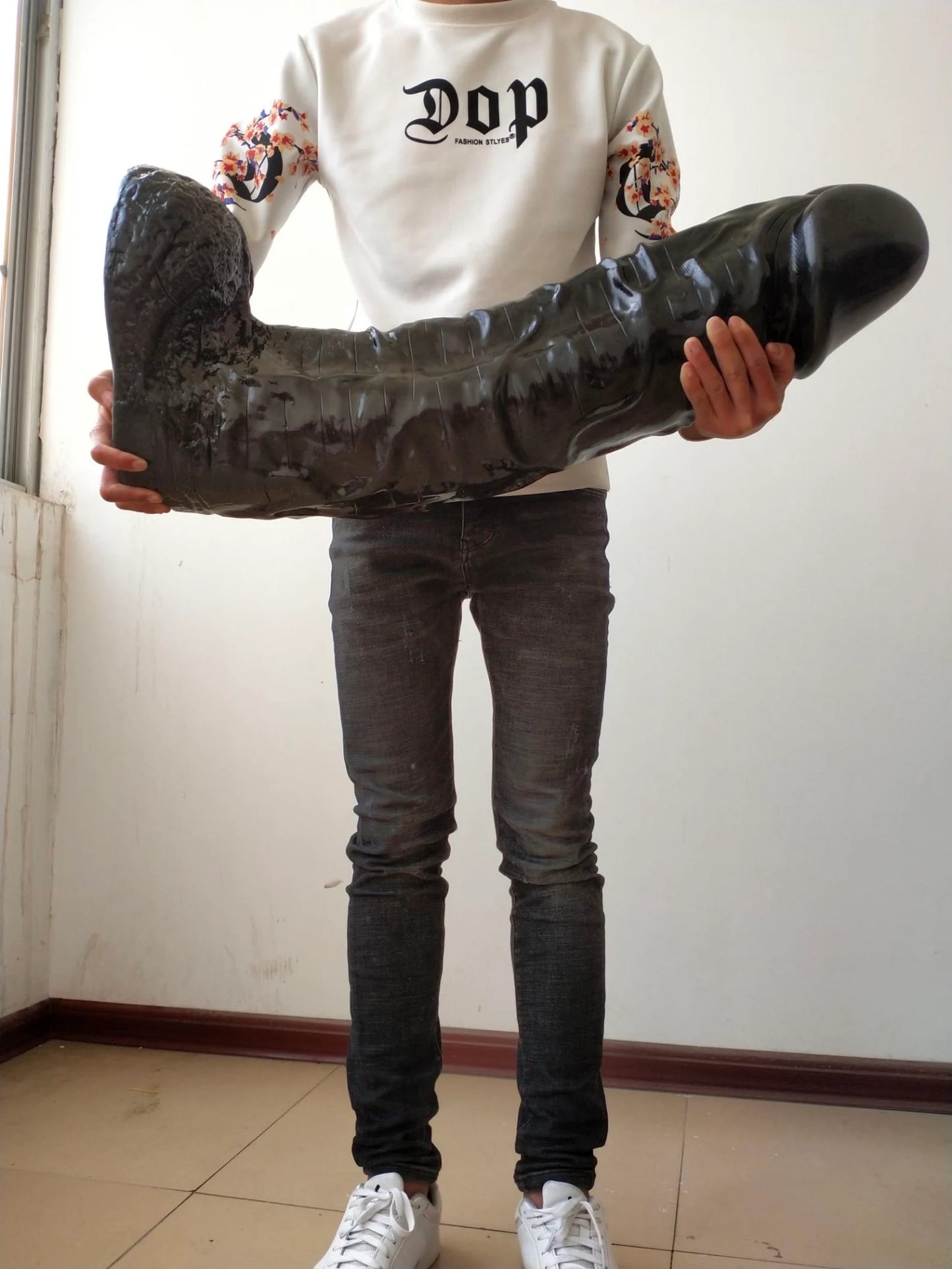 The Biggest Dildo in the World Black